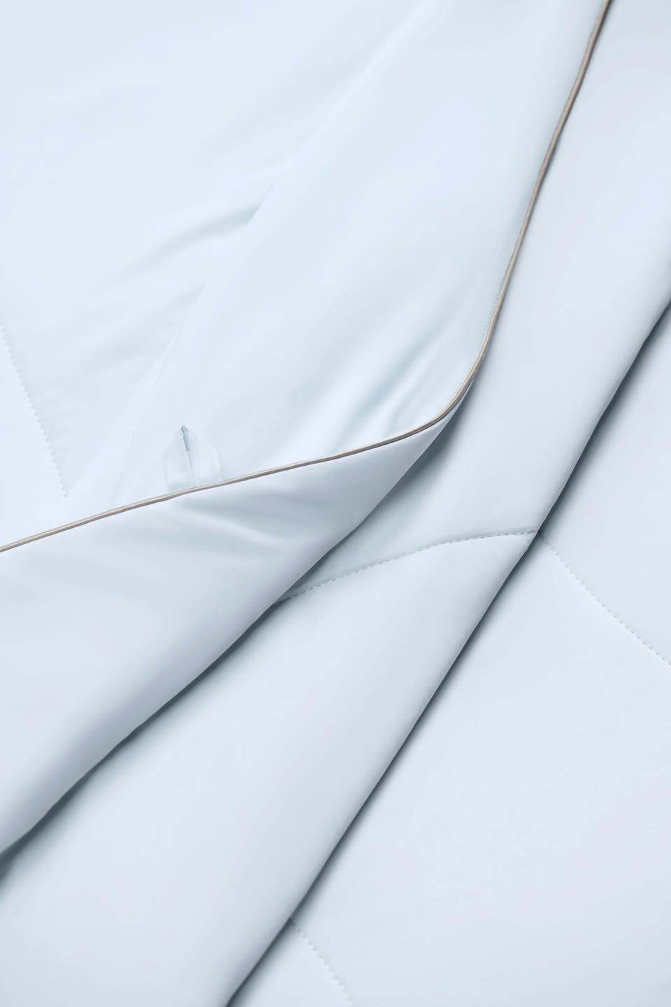 cloudy-white