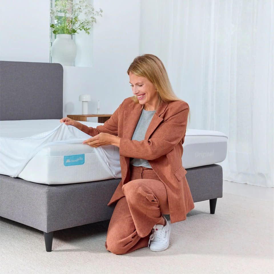 Cloudpillo Mattress Protector (Outlet) - Cloudpillo